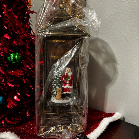 NWT in box Christmas Lantern with Santa and Snow Globe lights up - Picture 2 of 9